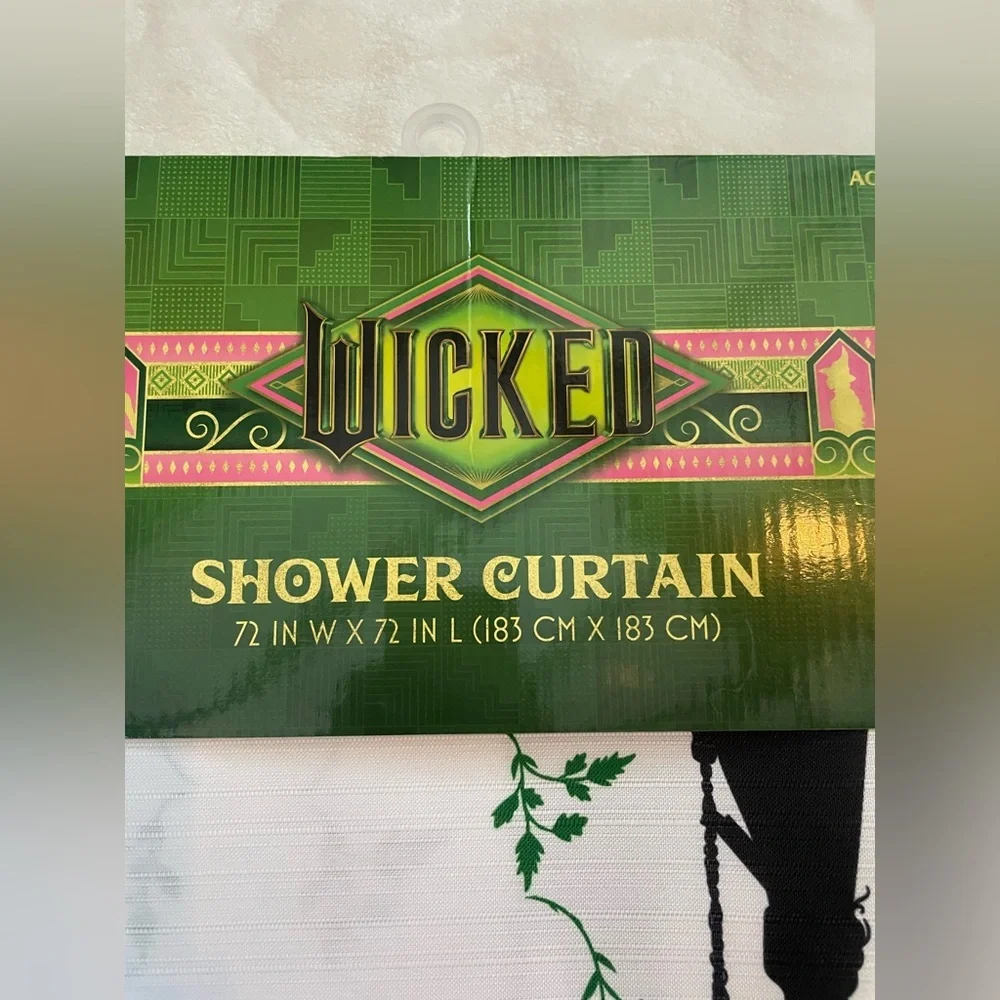 NWT Wicked Witch Elphaba Shower Curtain